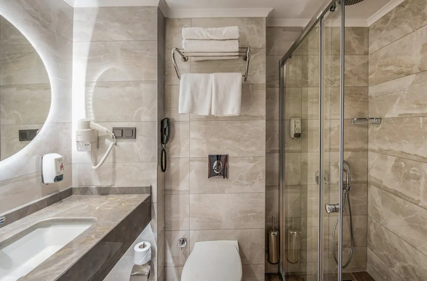 Riviera Zen Hotel Badezimmer
