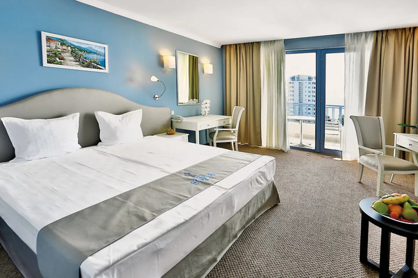 Sofia ROOM_EXAMPLE