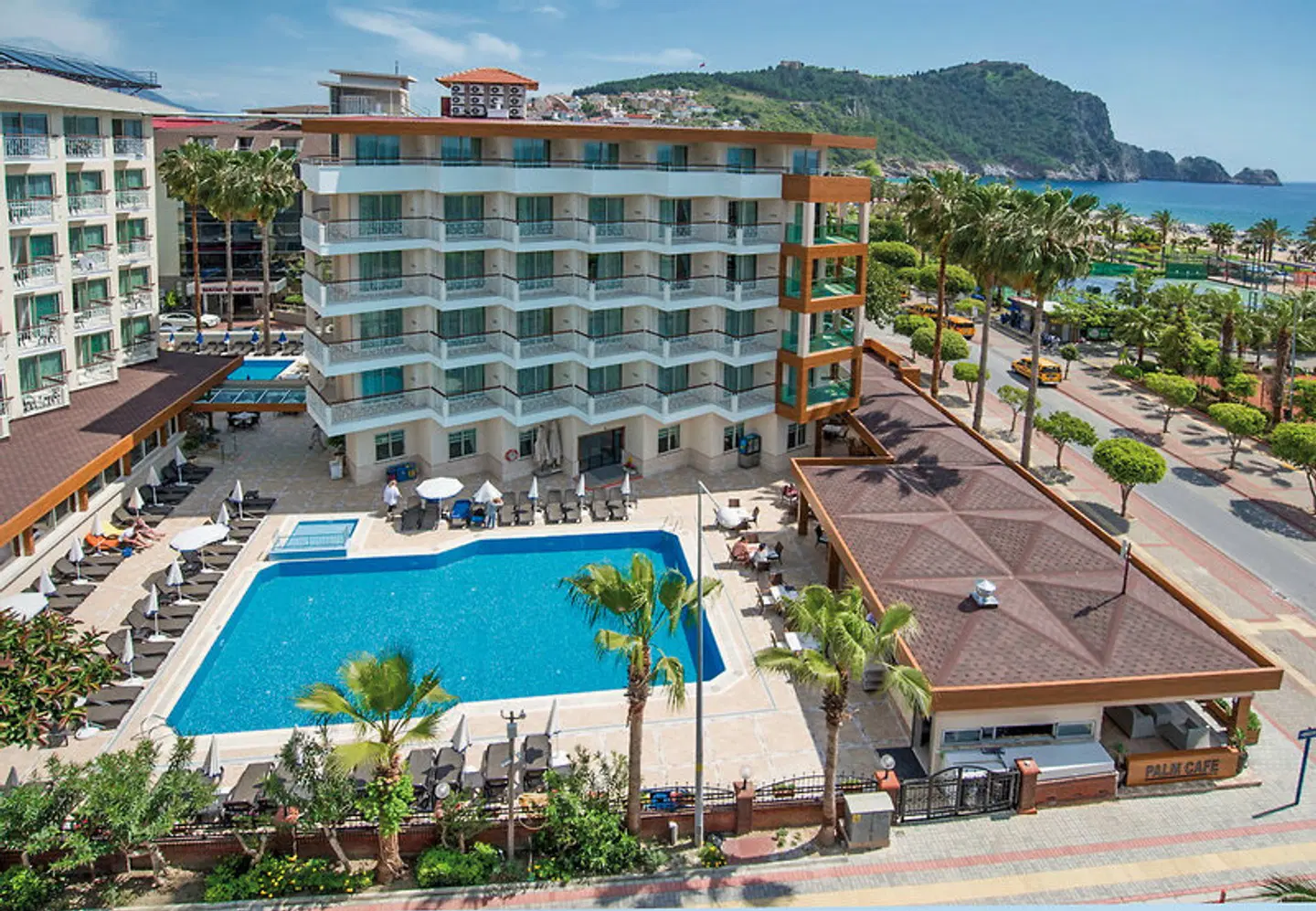Riviera Hotel & Spa EXTERIOR