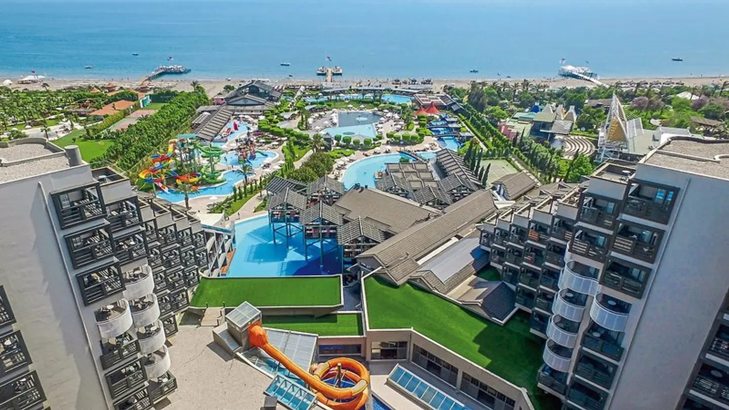 Limak Lara De Luxe Resort EXTERIOR