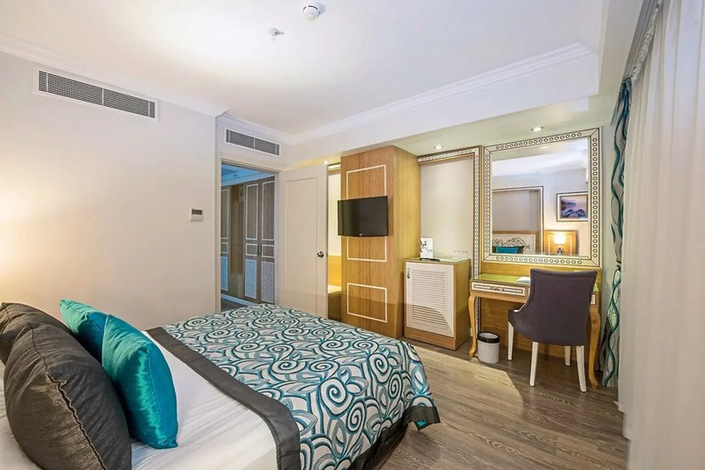 Crystal Waterworld Aqua Collection ROOM_EXAMPLE