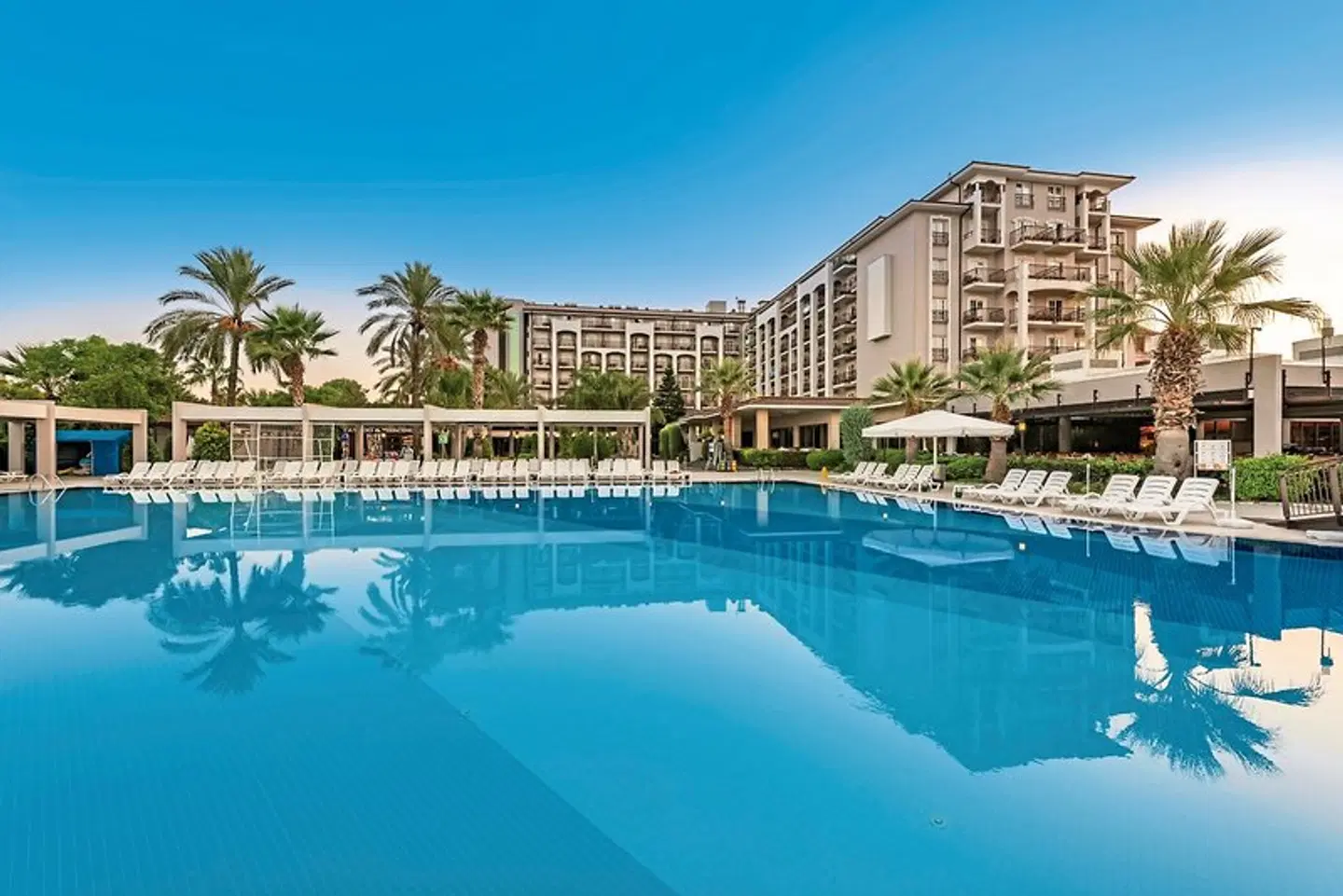 Sunis Elita Beach Resort Hotel & Spa OUTDOOR_POOL