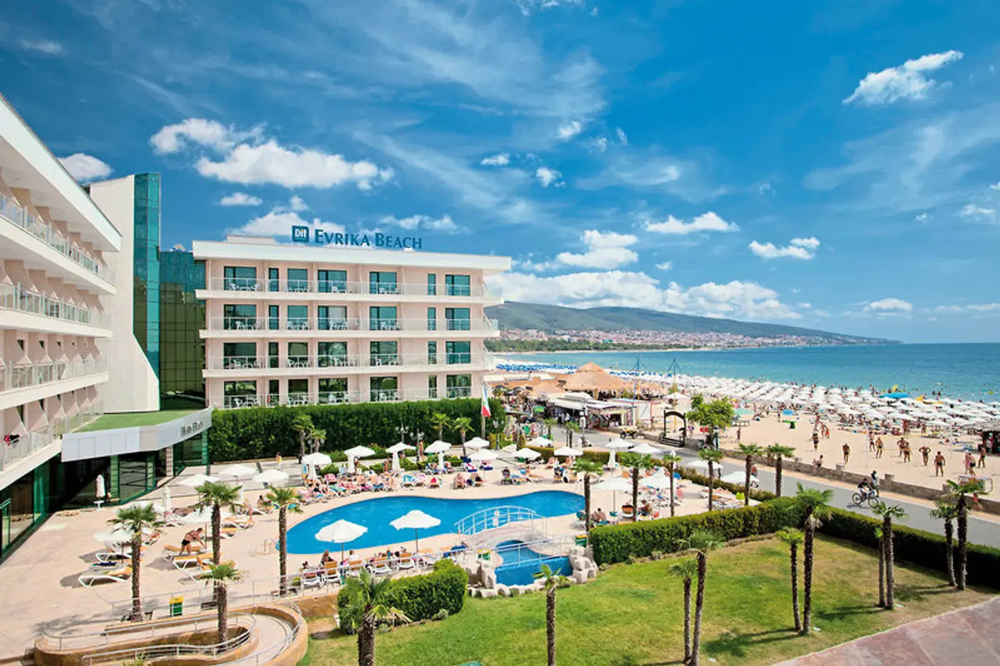 DIT Evrika Beach Club Hotel EXTERIOR