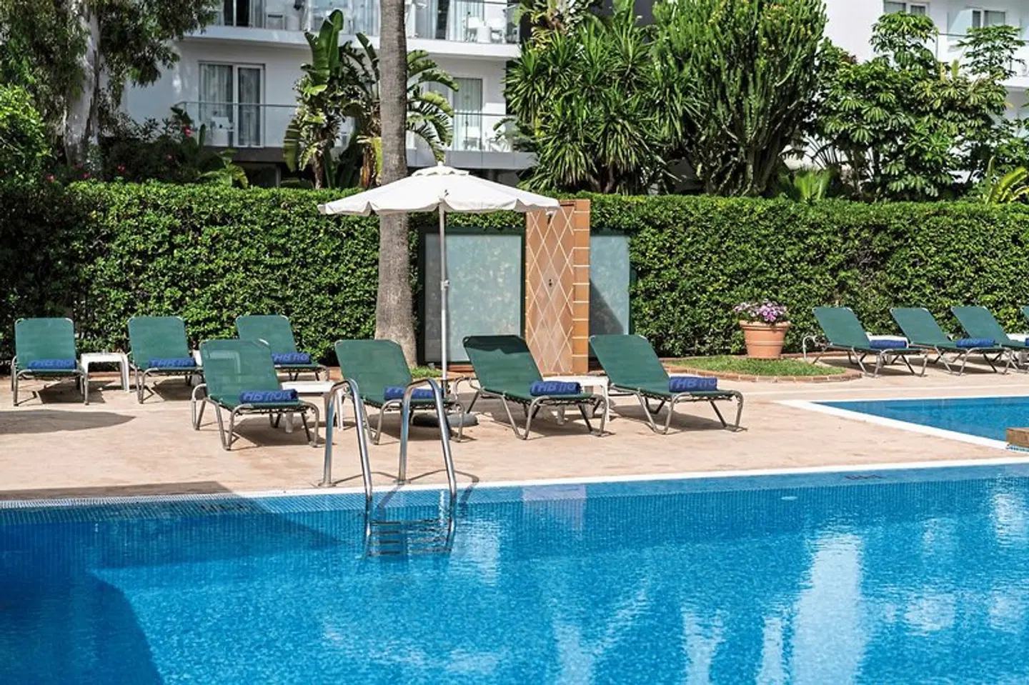 THB Niágara OUTDOOR_POOL