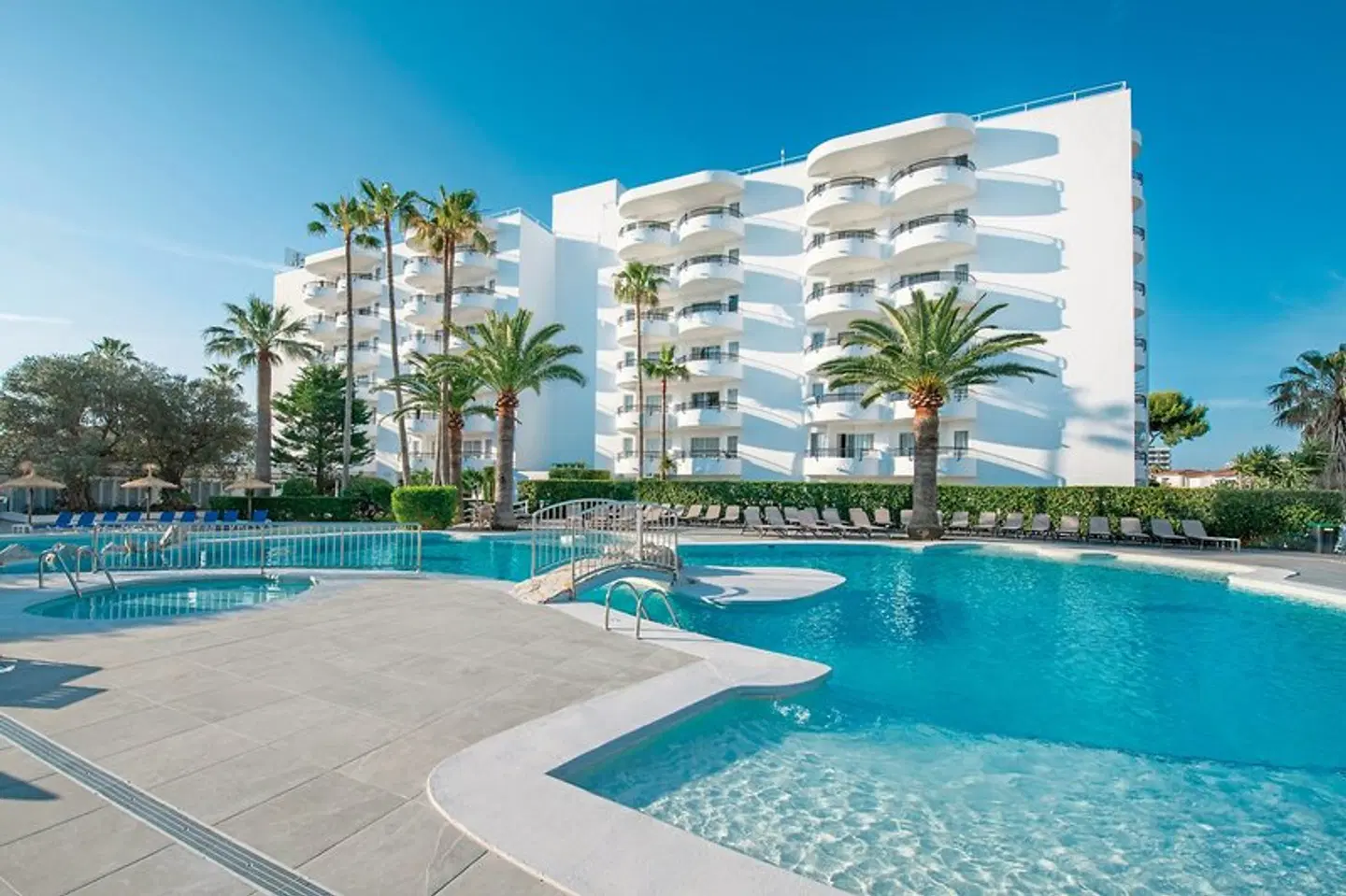 Alcudia Beach OUTDOOR_POOL