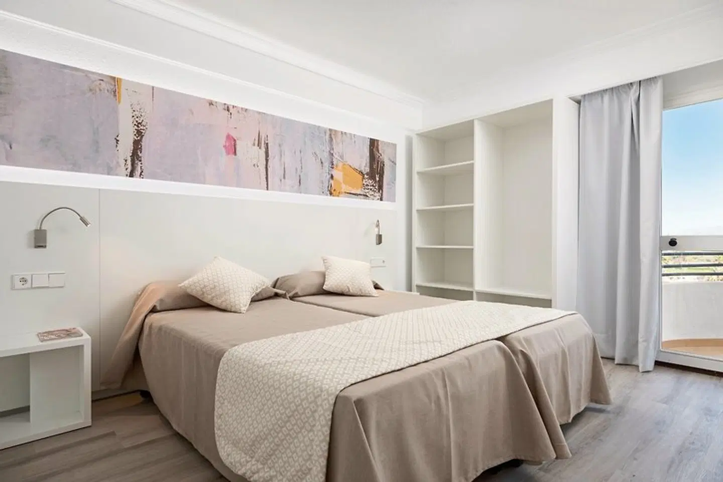 Alcudia Beach ROOM_EXAMPLE