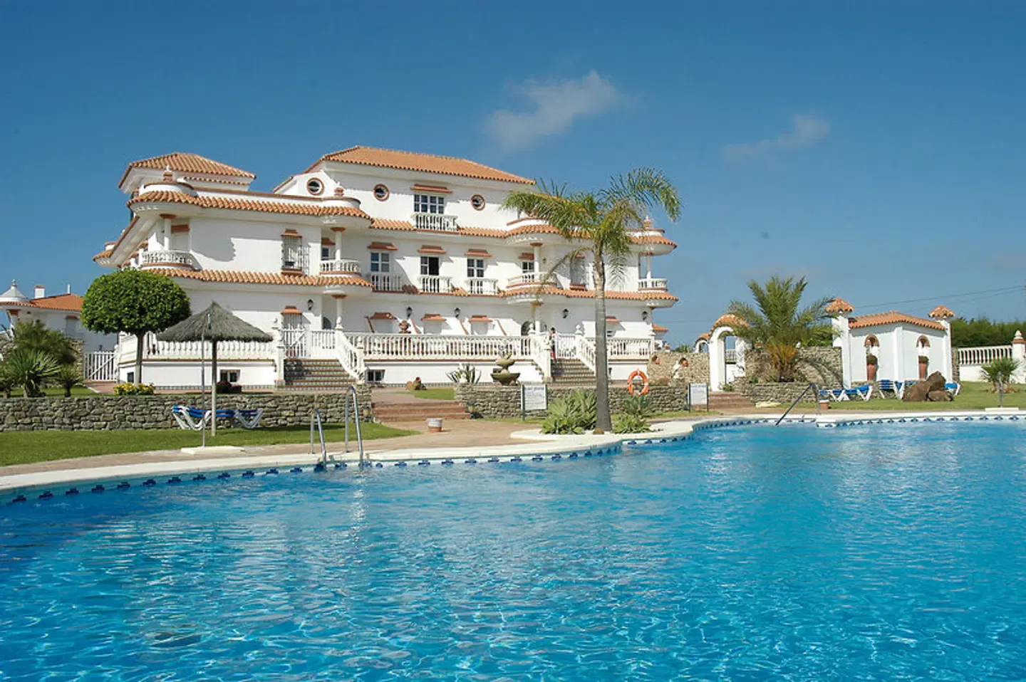 Hotel Diufain OUTDOOR_POOL