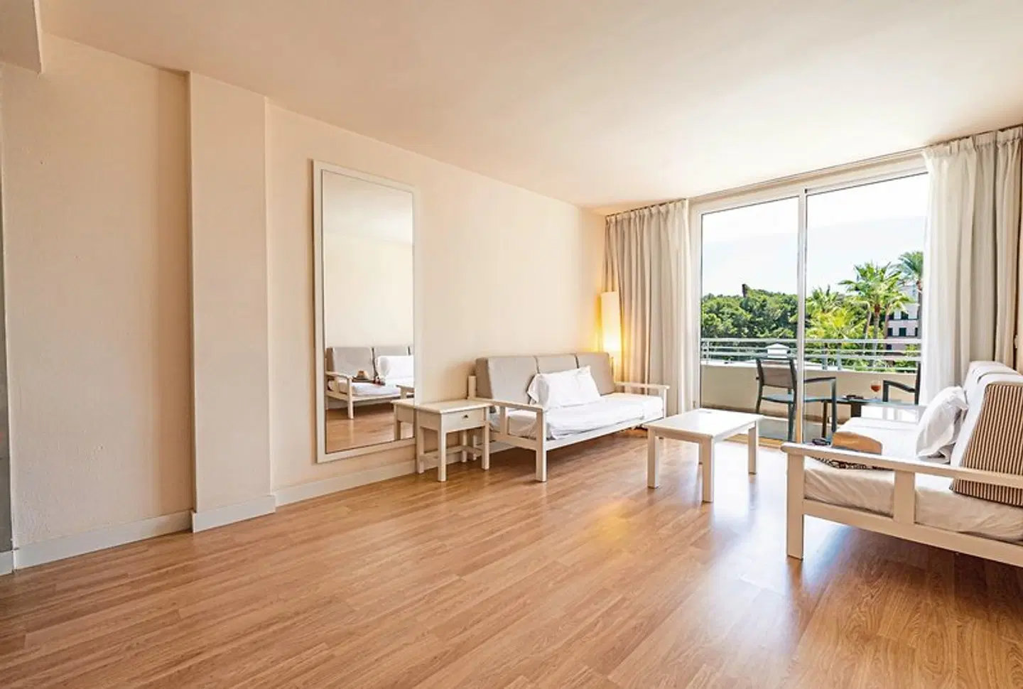 Intelier Rosella ROOM_EXAMPLE
