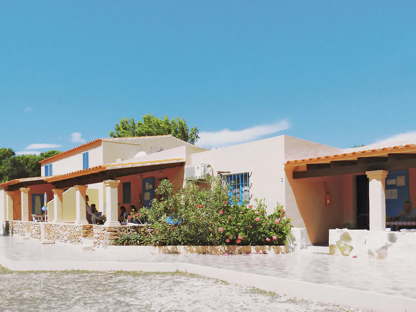 Can Miguel Torres EXTERIOR