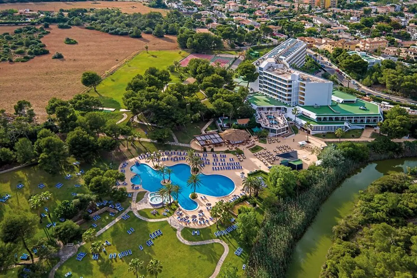 Exagon Park EXTERIOR