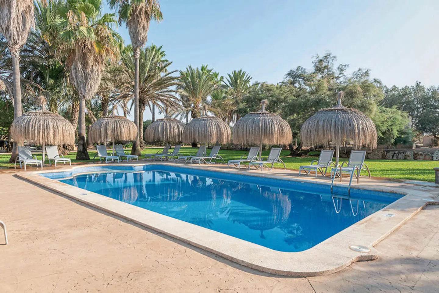 Finca Can Canals & Spa OUTDOOR_POOL