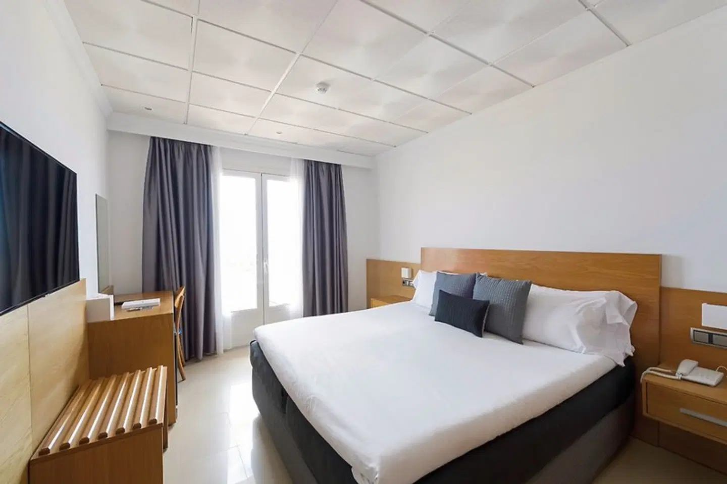 Tahiti ROOM_EXAMPLE