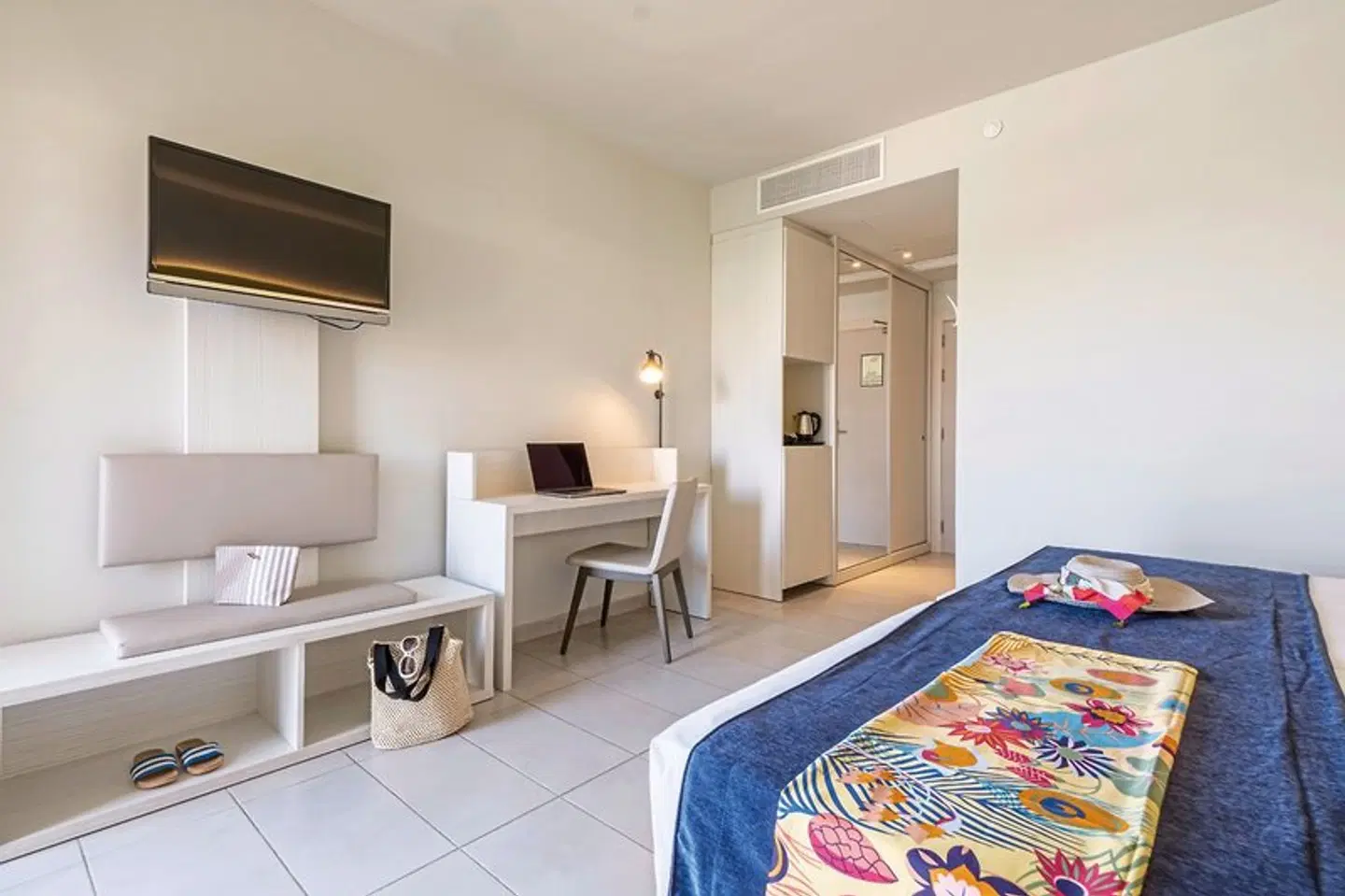 Estival ElDorado ROOM_EXAMPLE