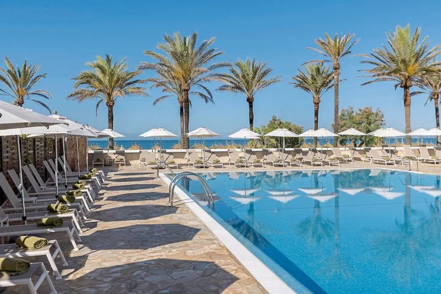 HM Gran Fiesta OUTDOOR_POOL