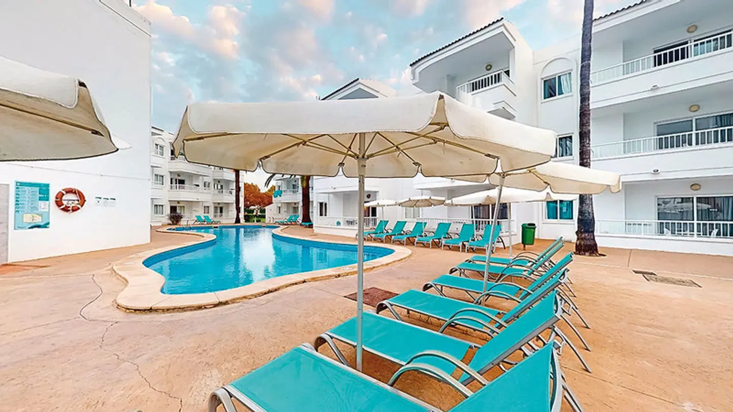 Alcudia Garden OUTDOOR_POOL