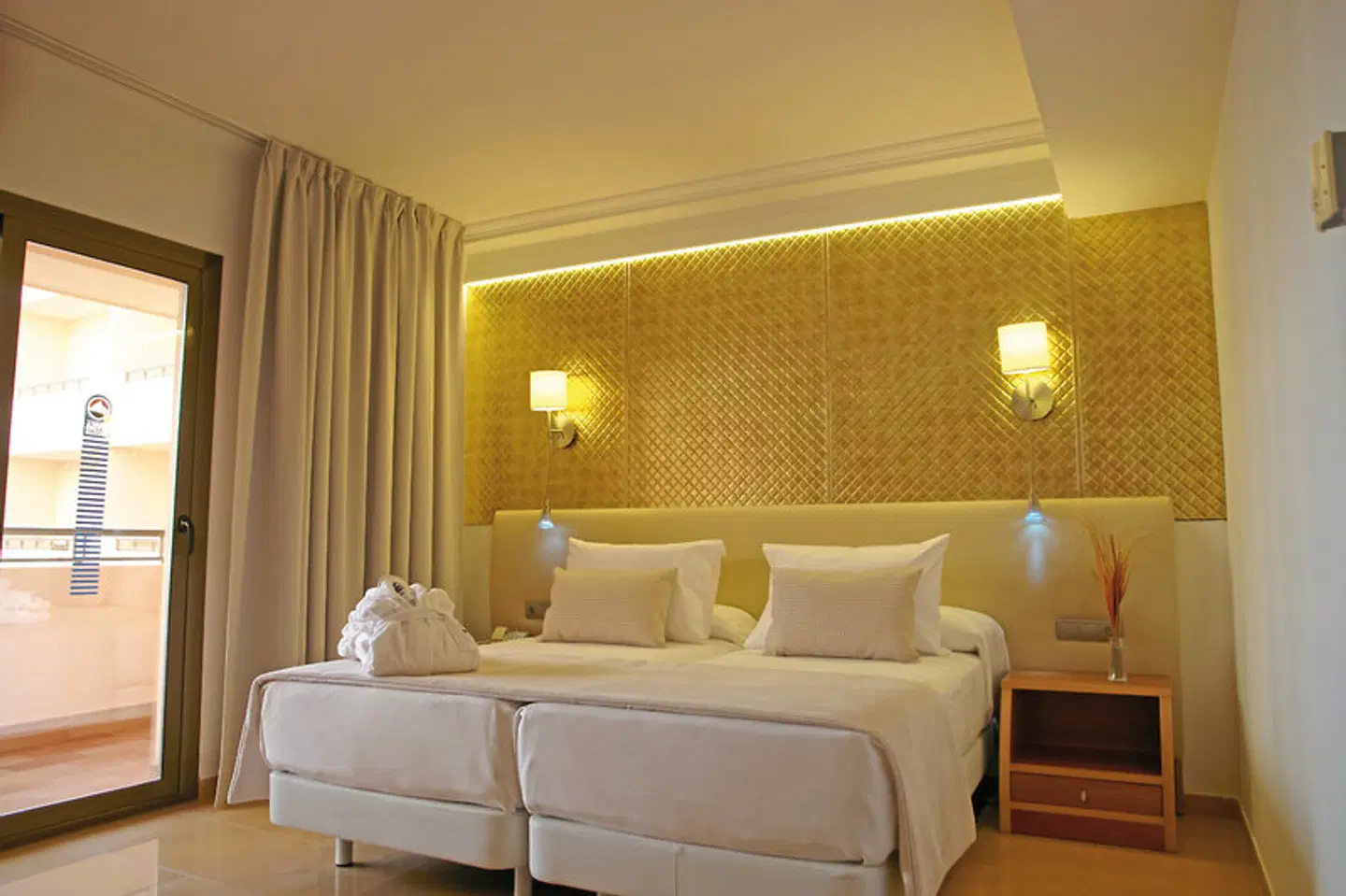 Invisa La Cala ROOM_EXAMPLE