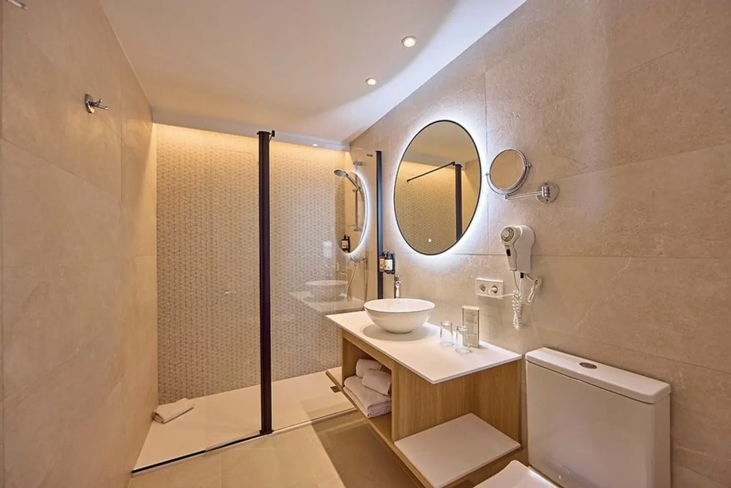 Universal Hotel Bikini Badezimmer