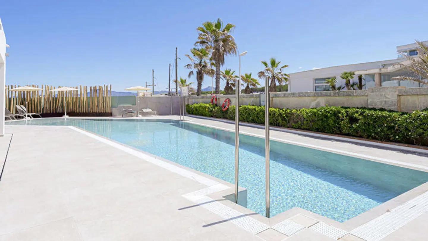 Globales Concord OUTDOOR_POOL