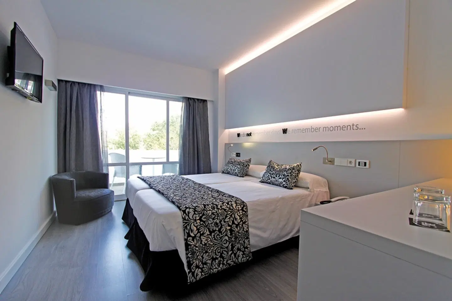 BG Pamplona ROOM_EXAMPLE