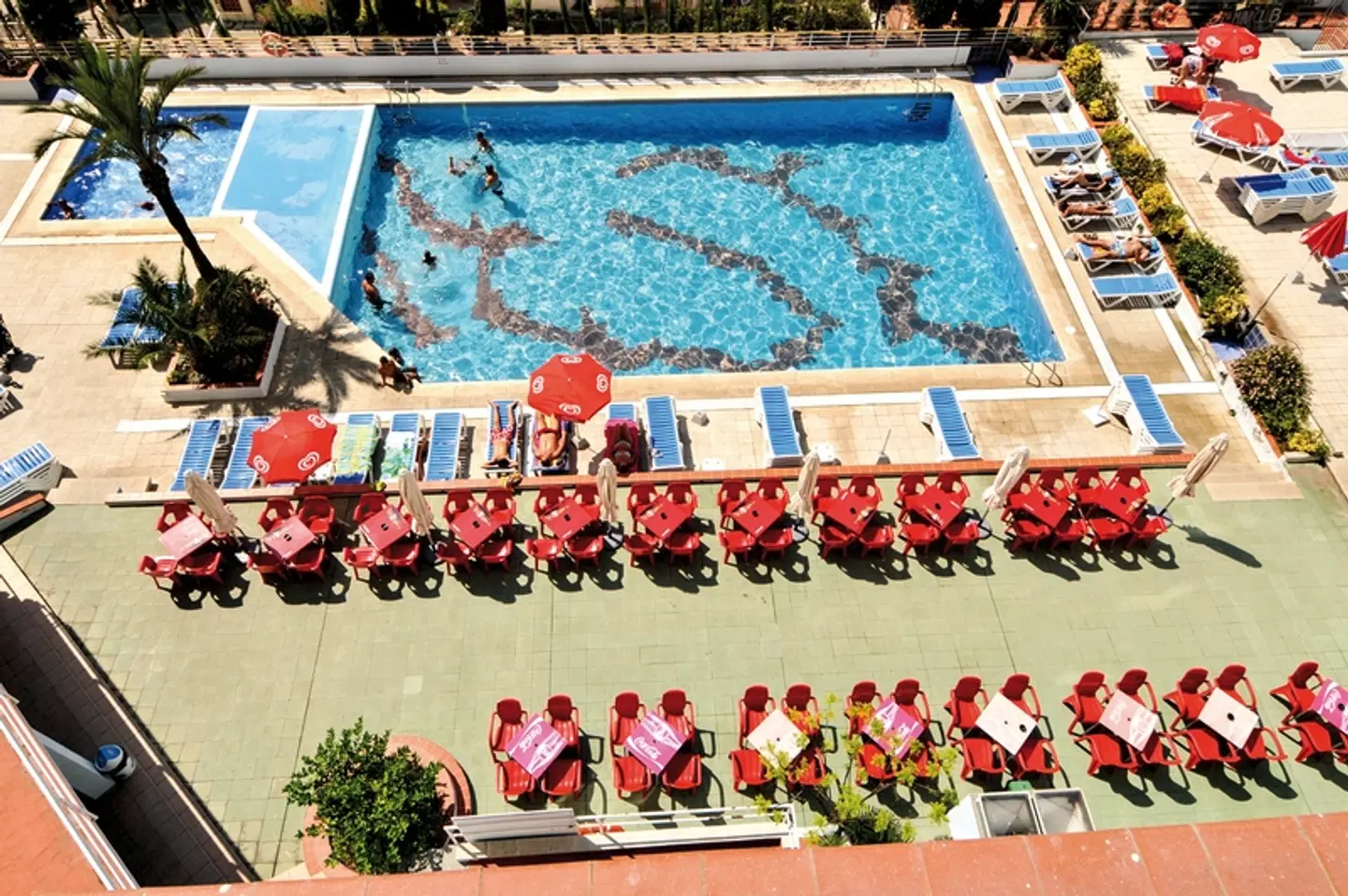 Aparthotel Xon's Platja OUTDOOR_POOL