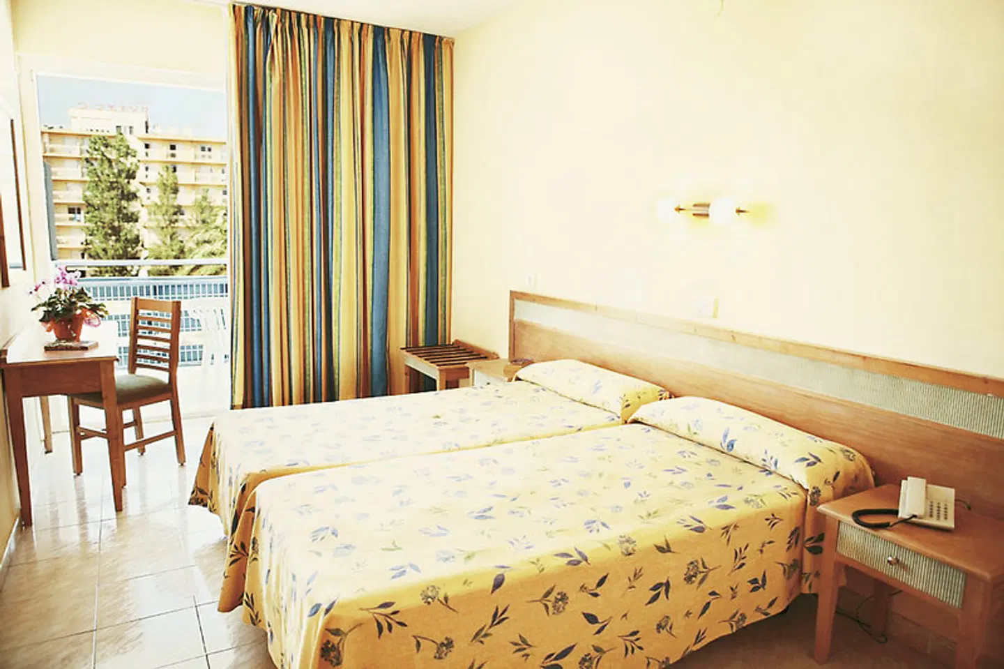 azuLine Pacific ROOM_EXAMPLE