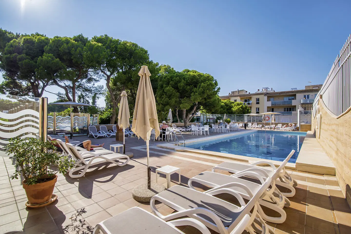 Baviera OUTDOOR_POOL