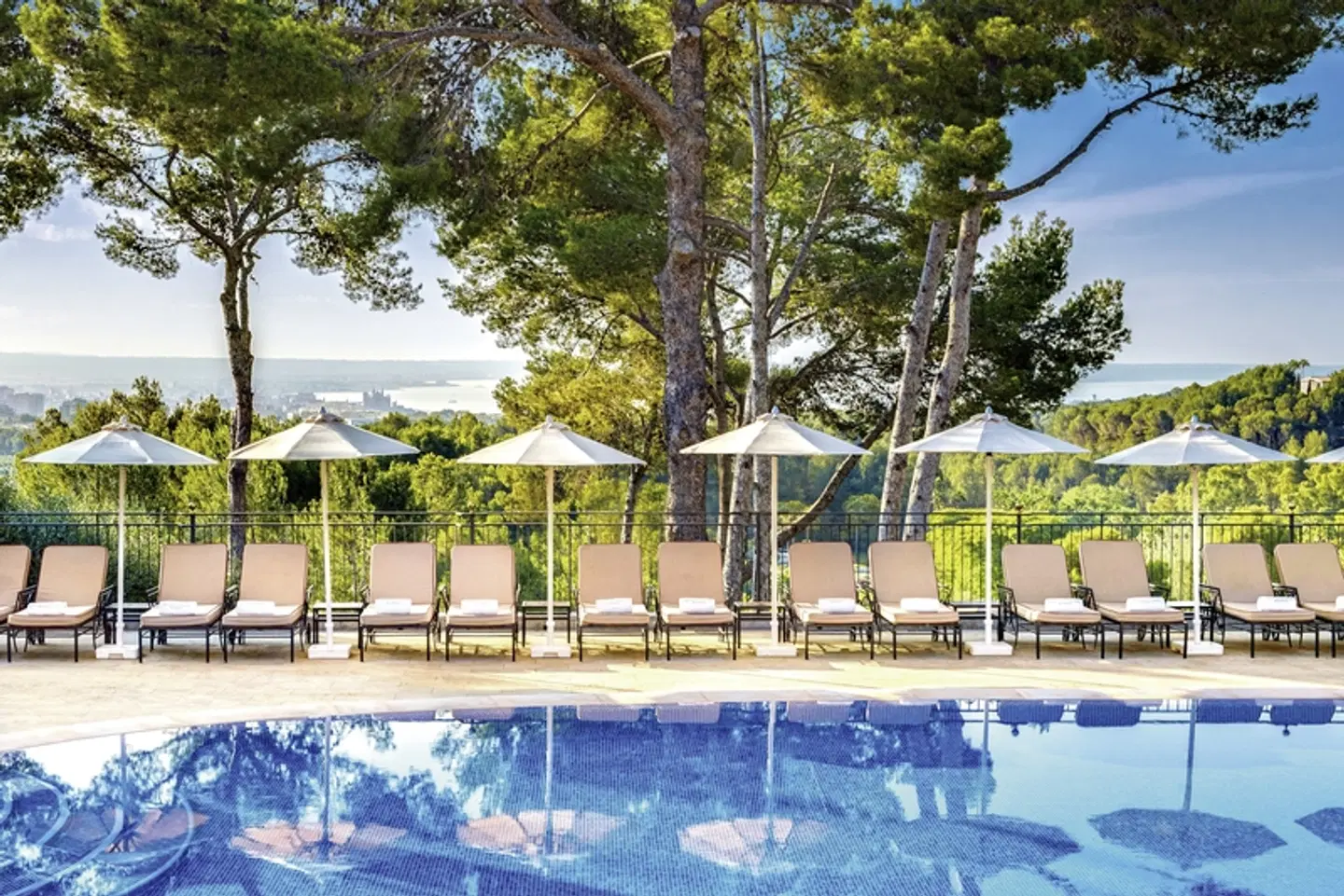Castillo Hotel Son Vida, a Luxury Collection Hotel, Mallorca OUTDOOR_POOL