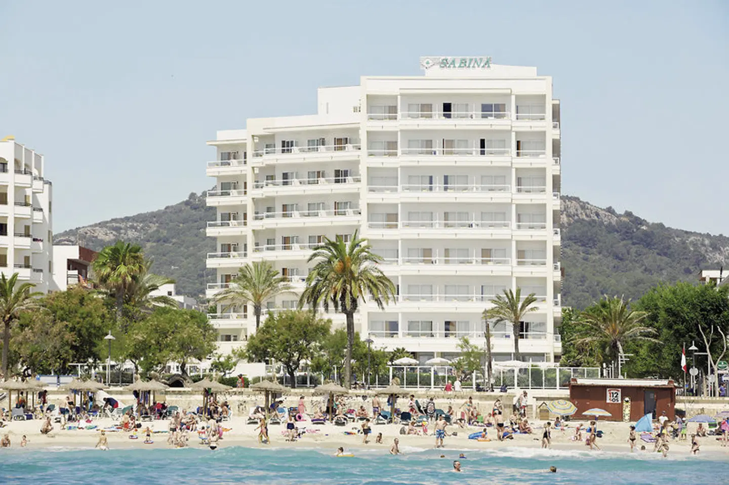 Sabina Hotel & Suites EXTERIOR