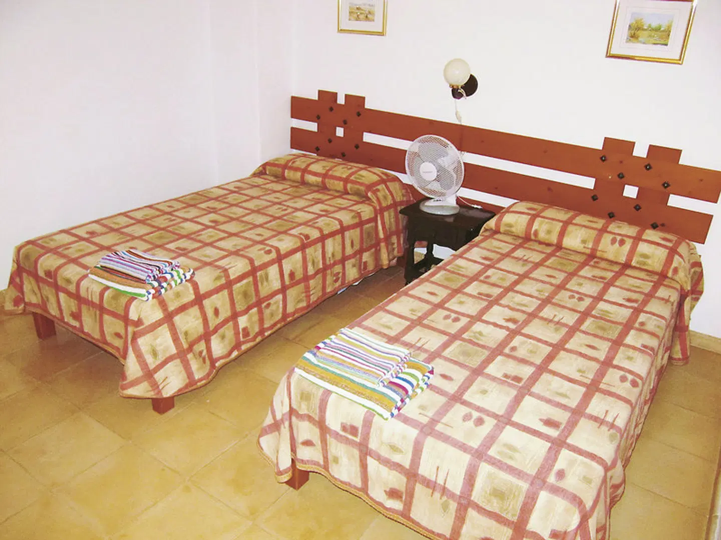 Can Miguel Torres ROOM_EXAMPLE