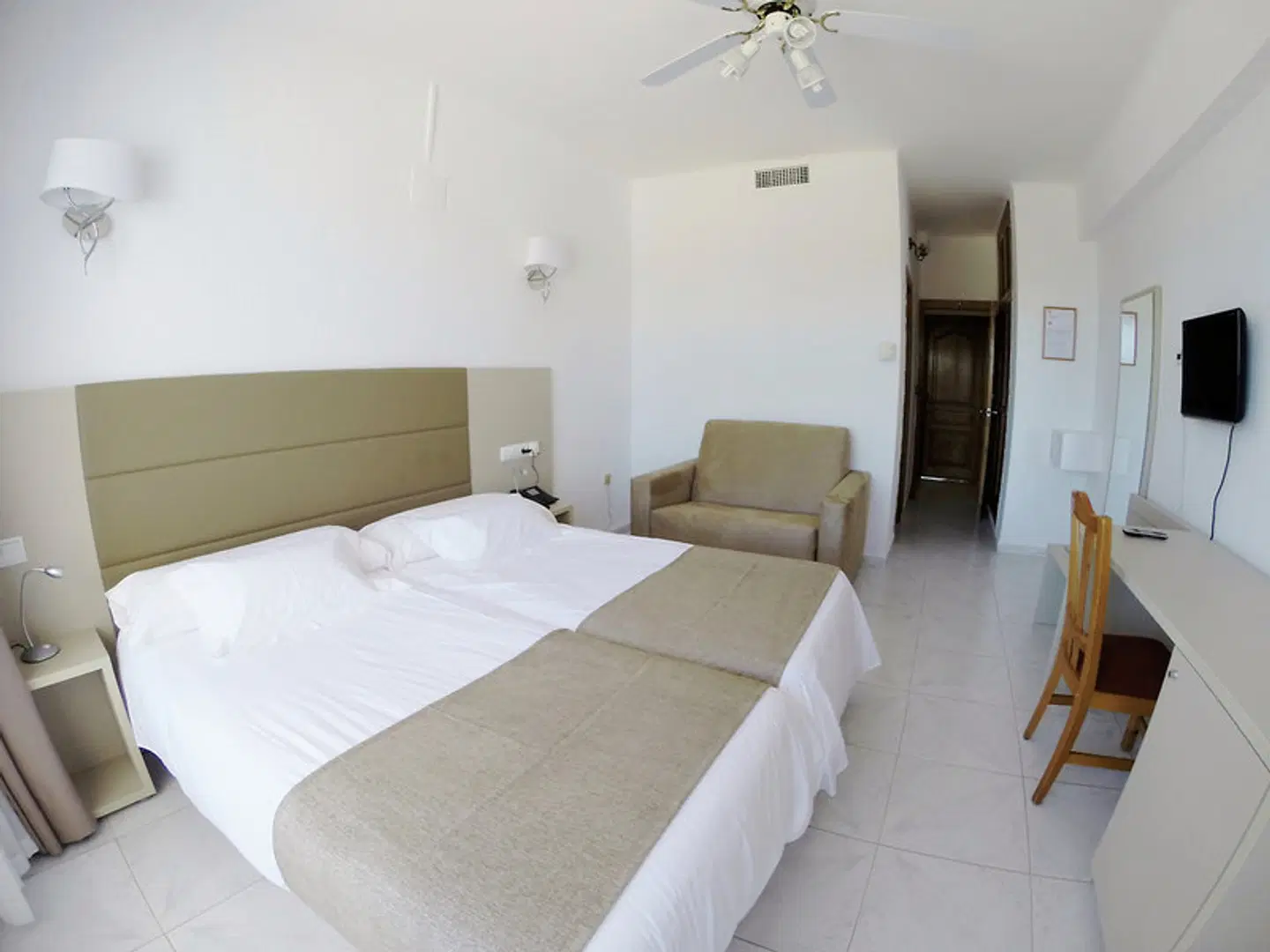 Lago Playa Resort ROOM_EXAMPLE