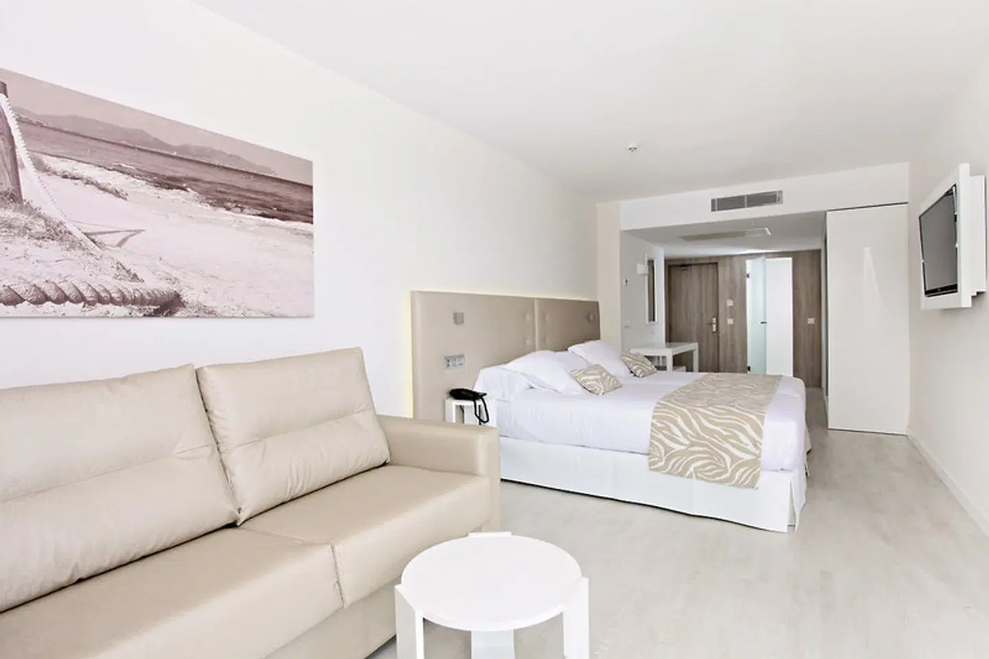 Iberostar Waves Cala Millor ROOM_EXAMPLE