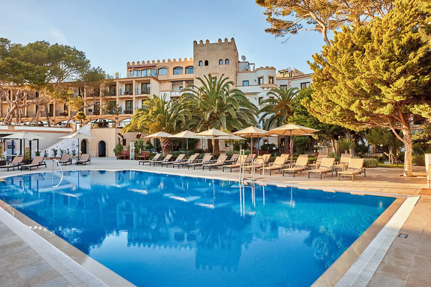 Secrets Mallorca Villamil Resort & Spa OUTDOOR_POOL