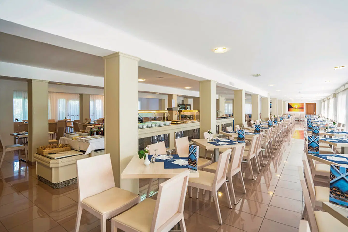 THB Dos Playas Restaurant