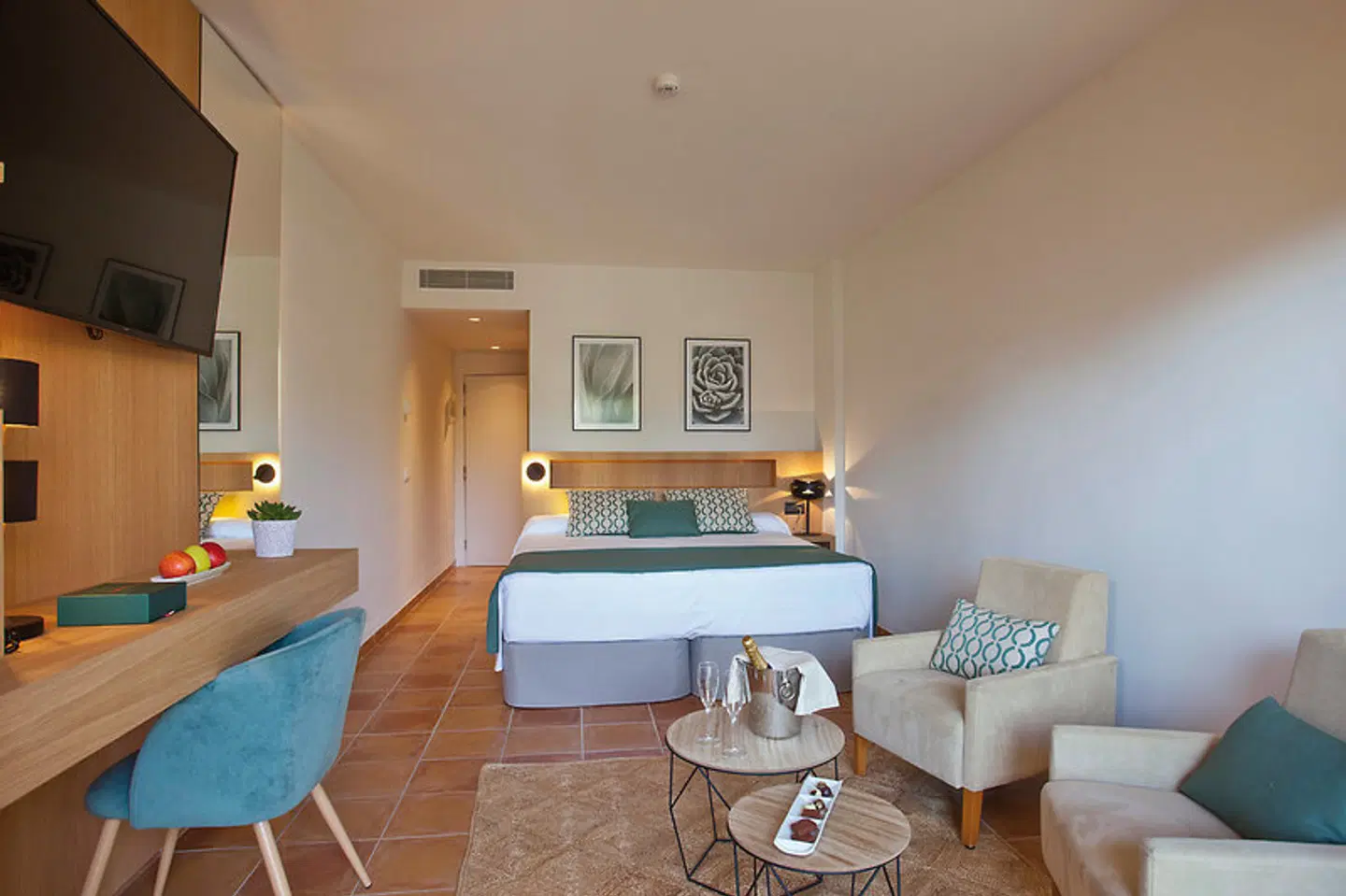 Mon Port & Spa ROOM_EXAMPLE