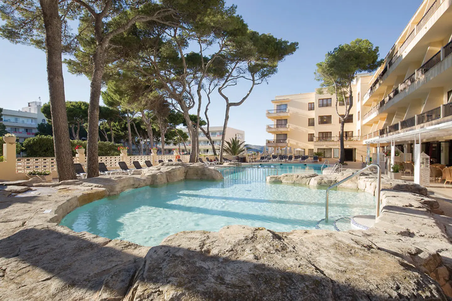 Bella Playa & Spa OUTDOOR_POOL
