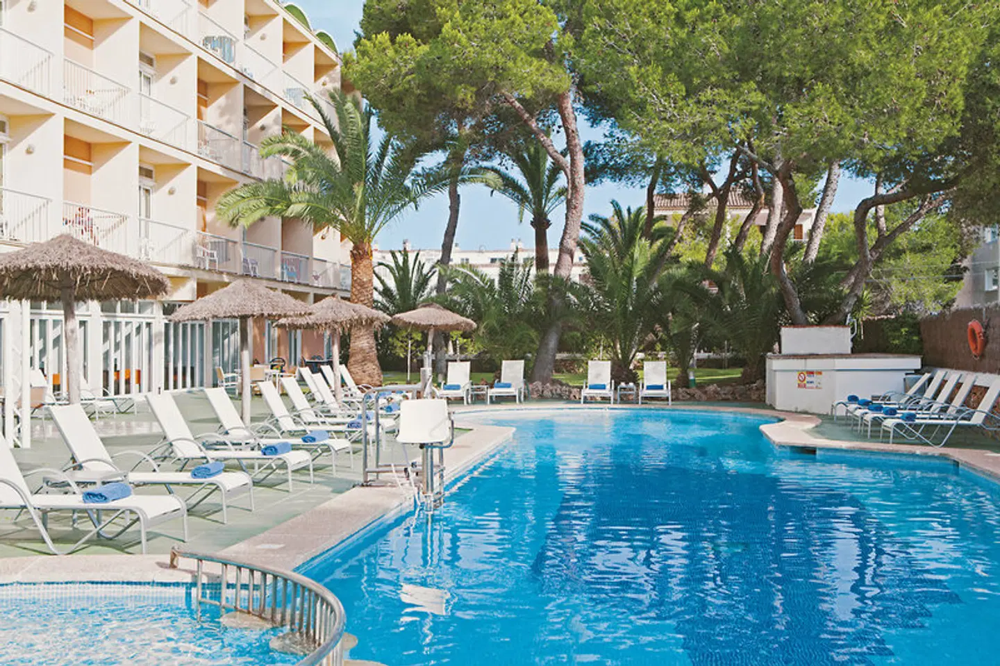 Isla de Cabrera Hotel OUTDOOR_POOL