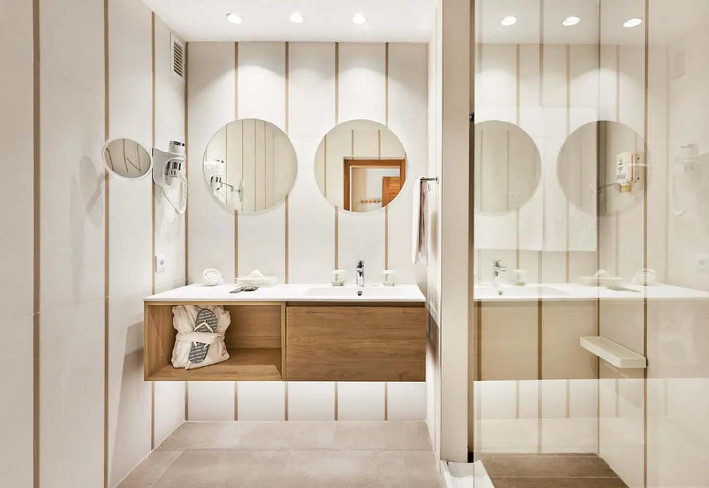 S'Entrador Playa & Spa Badezimmer
