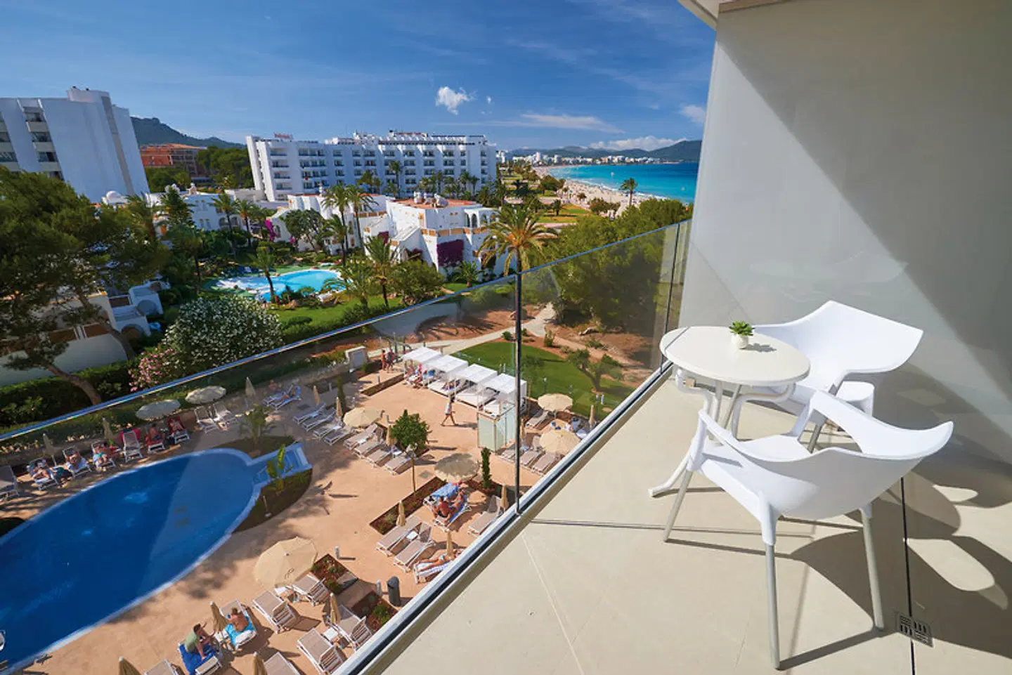 Hipotels Bahía Cala Millor Terrasse