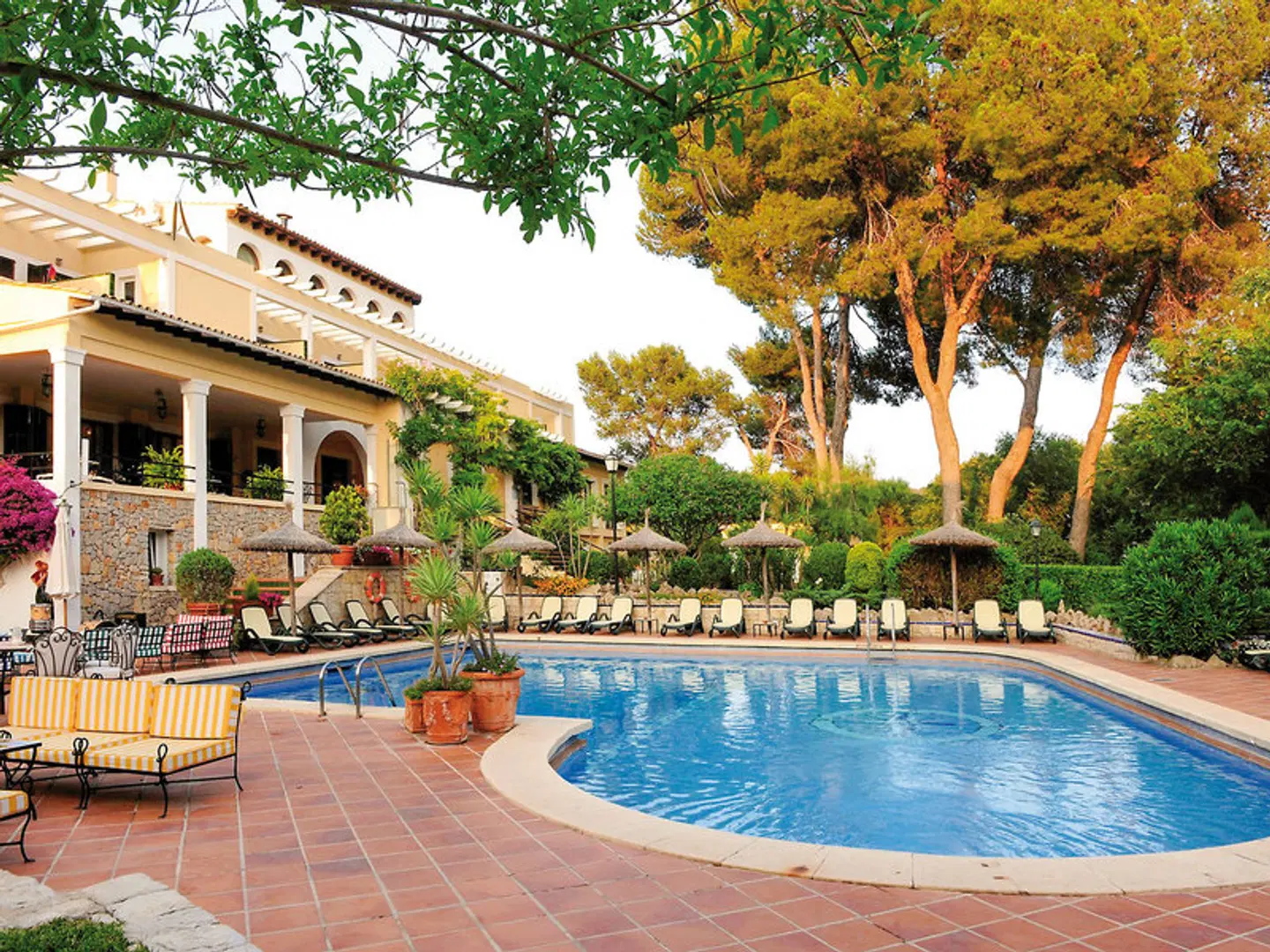 Bahía OUTDOOR_POOL
