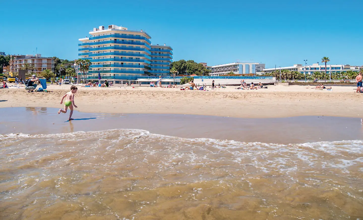 Golden Donaire Beach Strand