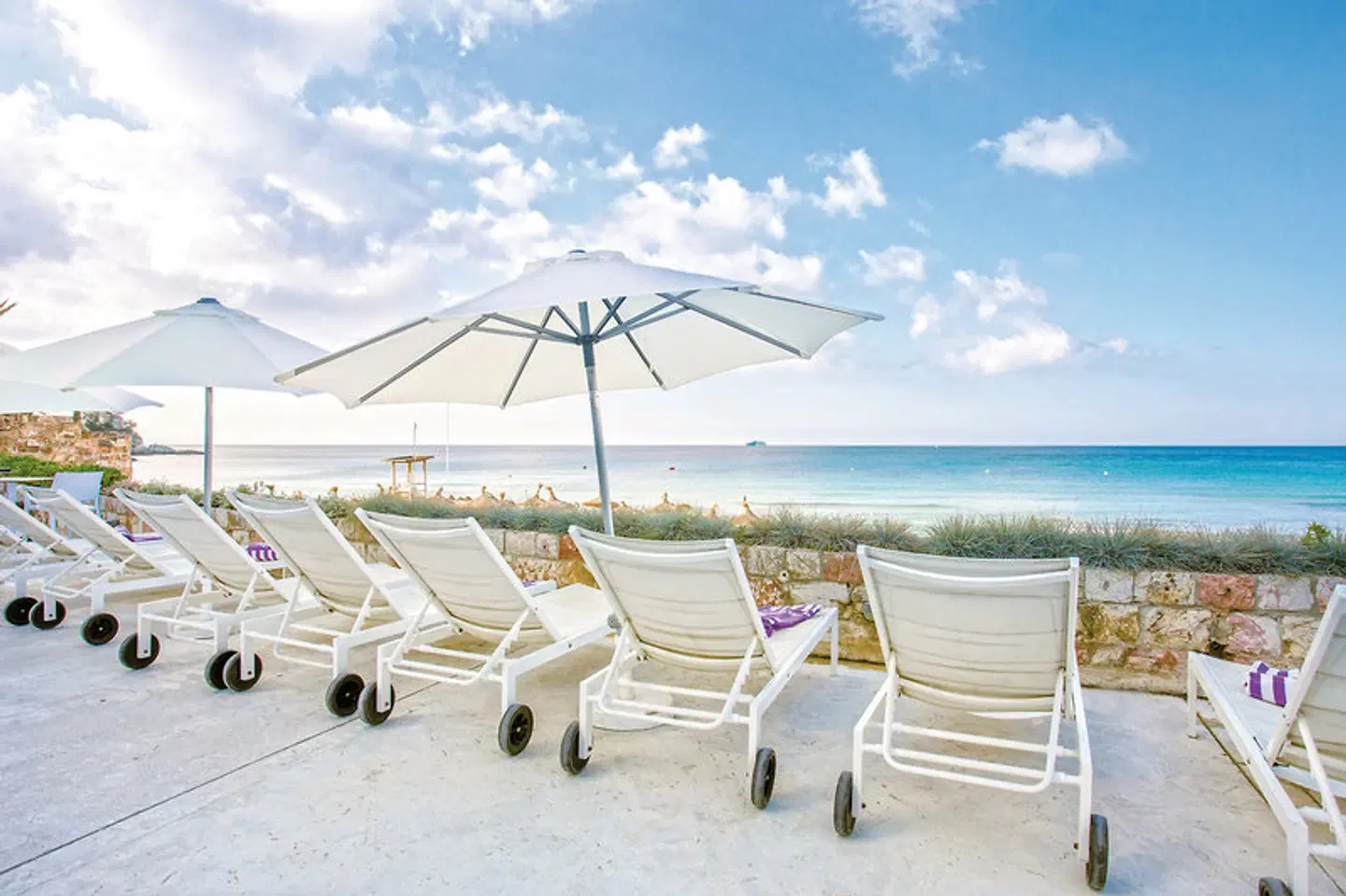 Be Live Adults Only Marivent Strand