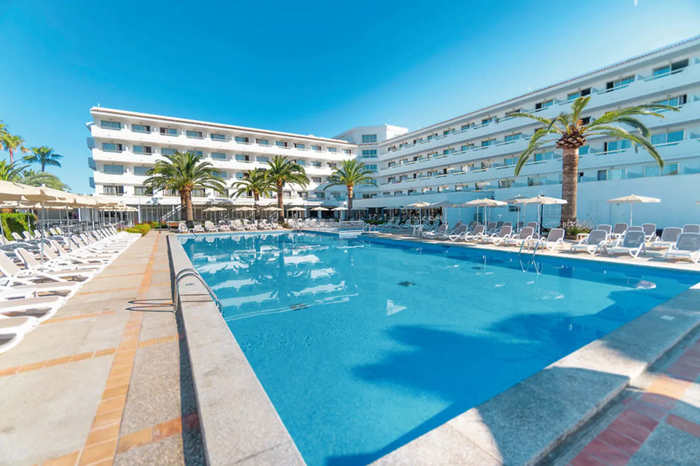 Millor Sol OUTDOOR_POOL