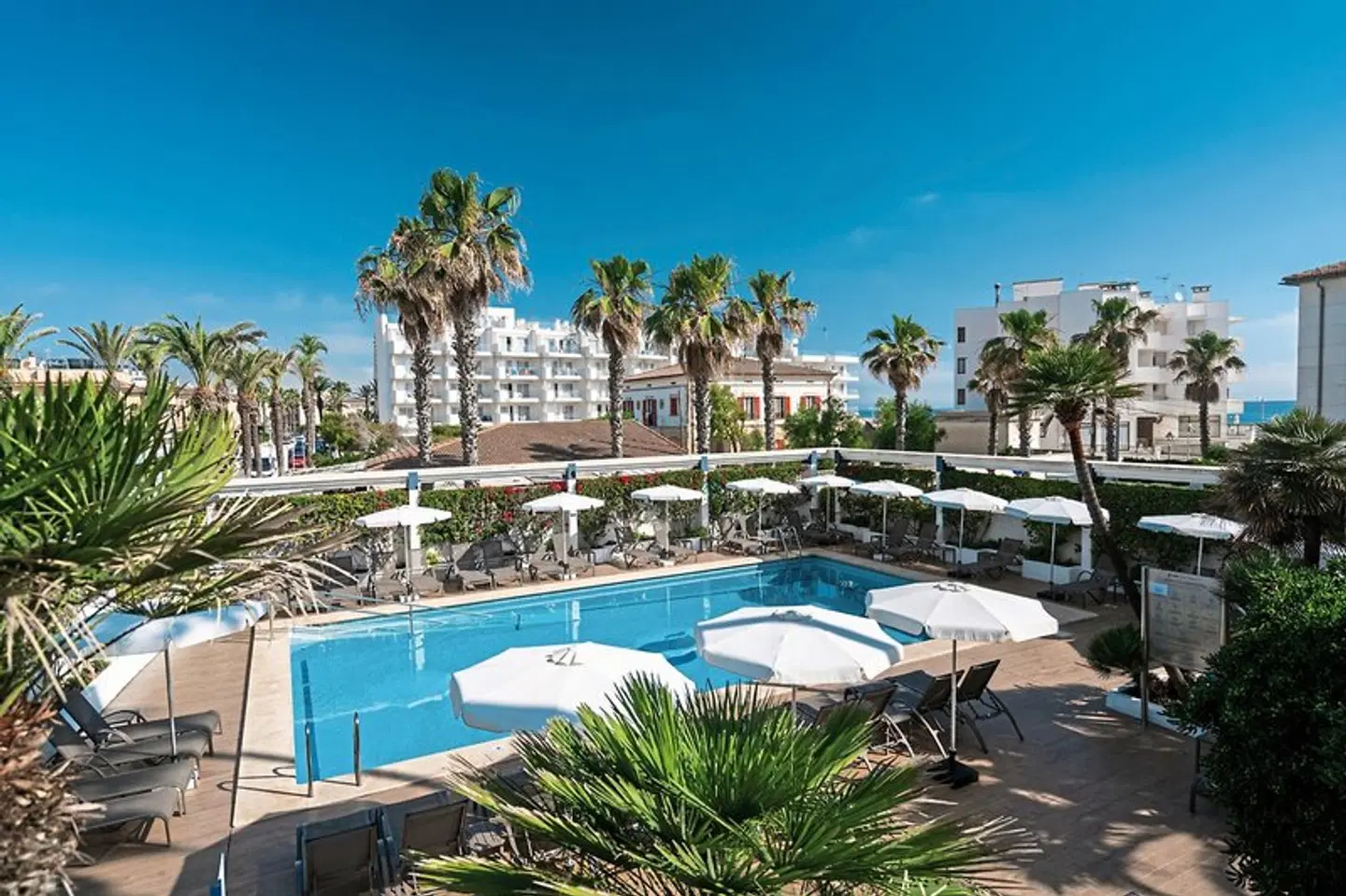 THB Gran Playa OUTDOOR_POOL