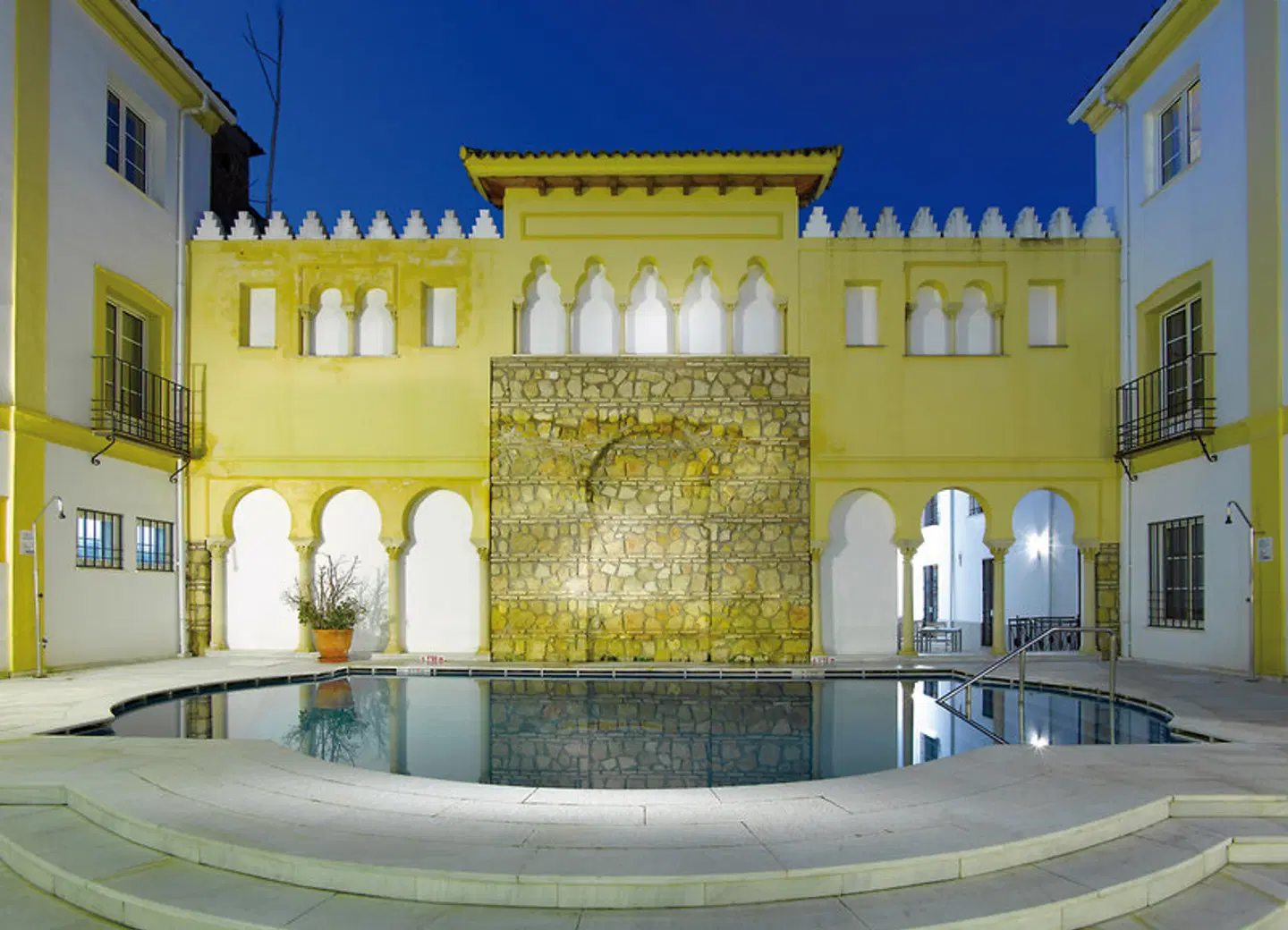 Macià Alfaros EXTERIOR