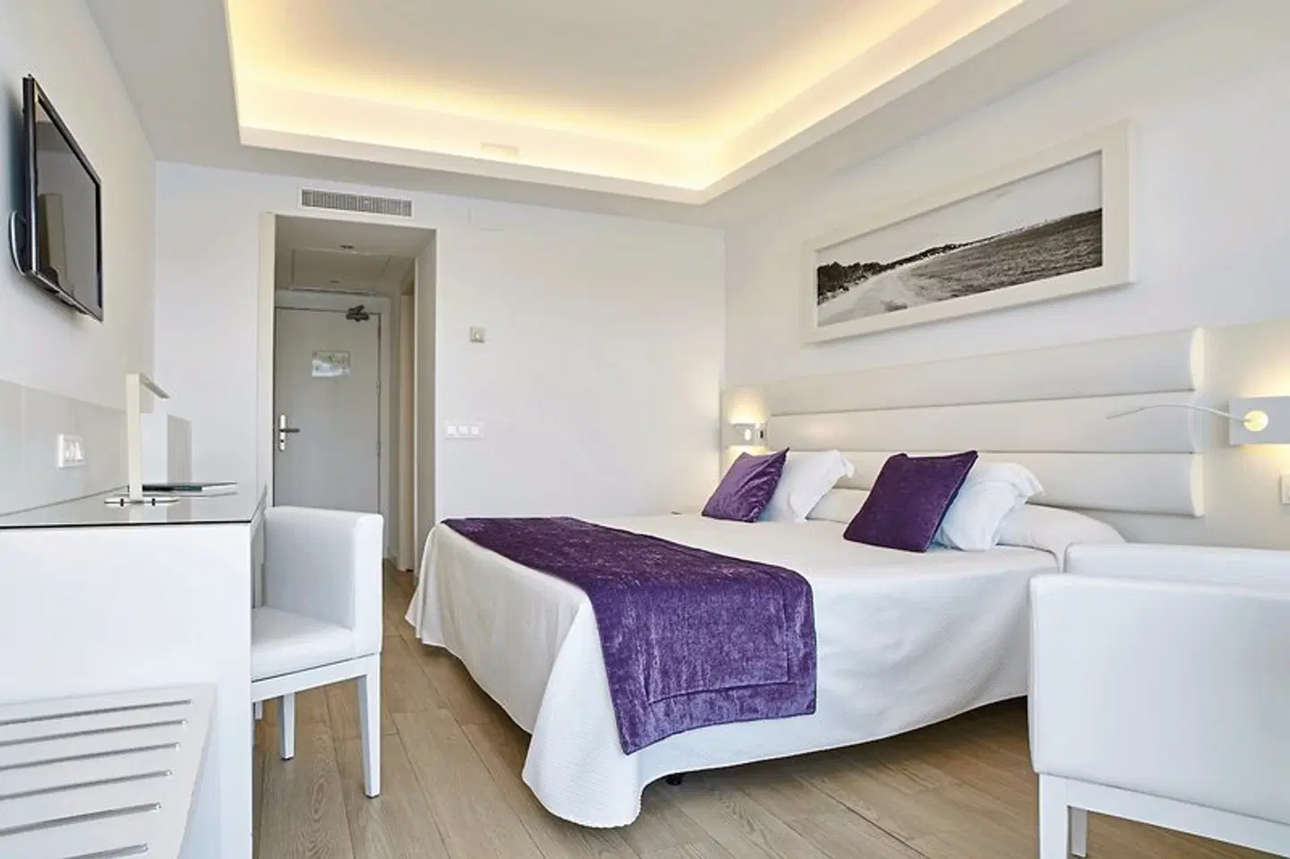 Argos ROOM_EXAMPLE