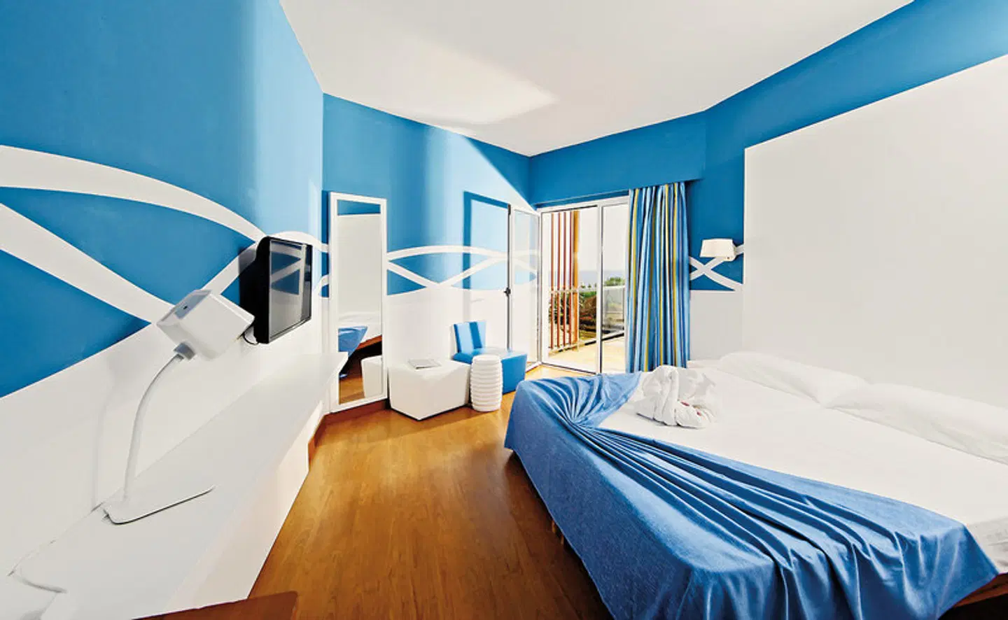 Clumba ROOM_EXAMPLE