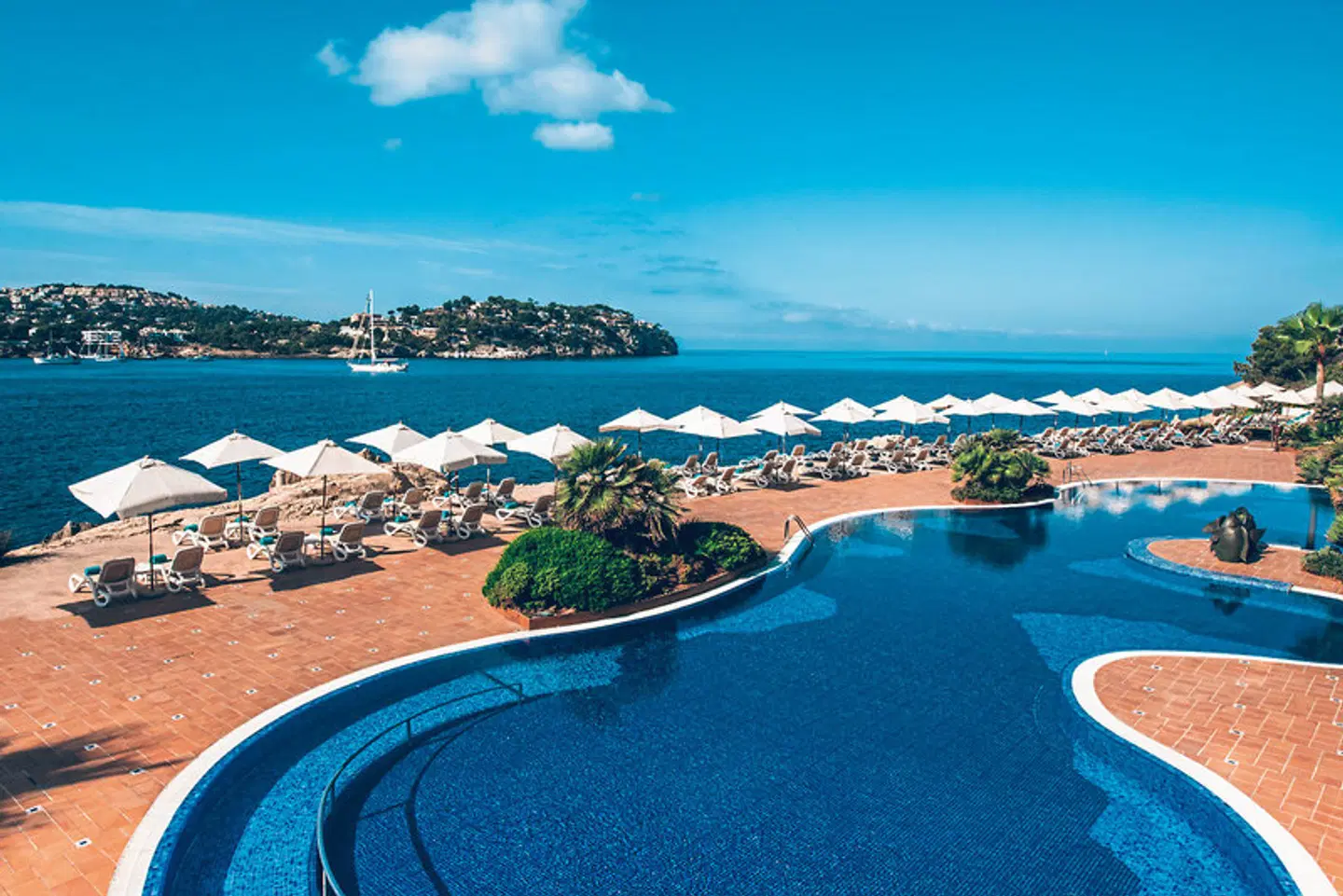 Iberostar Selection Jardín del Sol Suites OUTDOOR_POOL