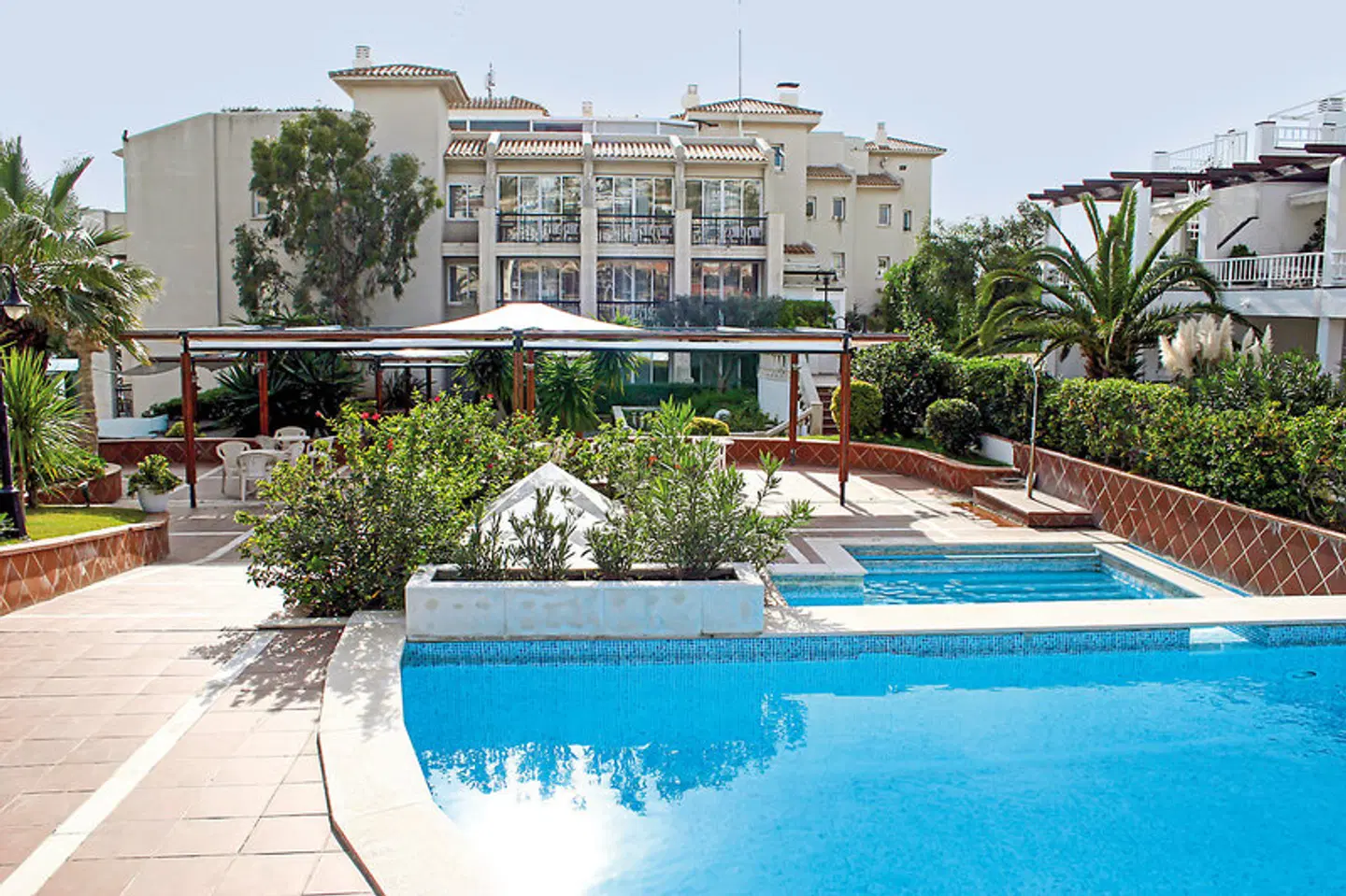 Estela Barcelona OUTDOOR_POOL