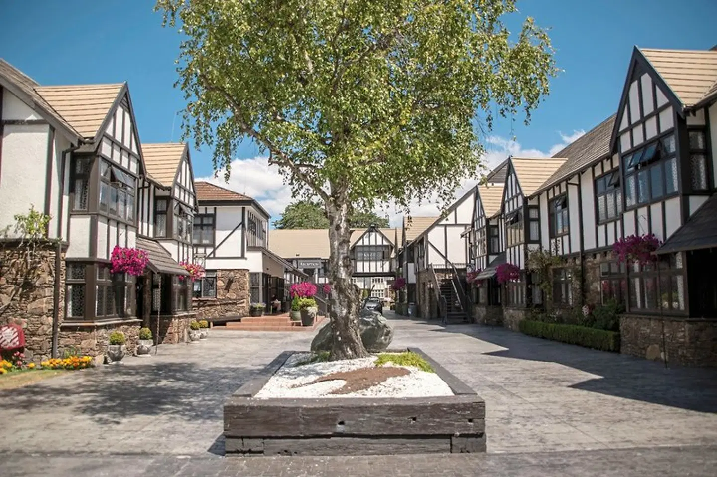 Scenic Hotel Cotswold EXTERIOR