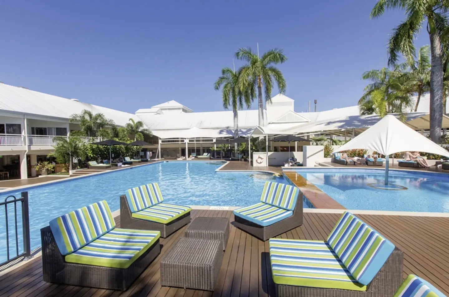 Shangri-La The Marina, Cairns Pool